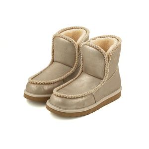 Women’s Crown Vintage Gold Metallic Faux Fur Lined Booties